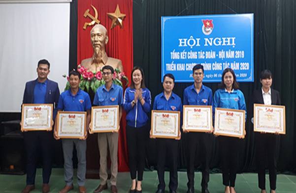 https://hatrung.thanhhoa.gov.vn/portal/Photos/2020-01/40baf4c0b5b2bbdd897fcd7ddd3d25637c2c.jpg